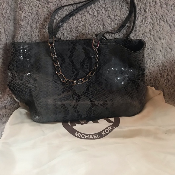 Michael Kors Large Harper Denim Python Blue Tote - Picture 2 of 6